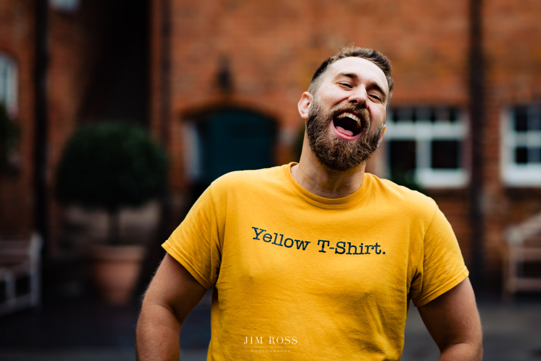 groom in yellow t-shirt