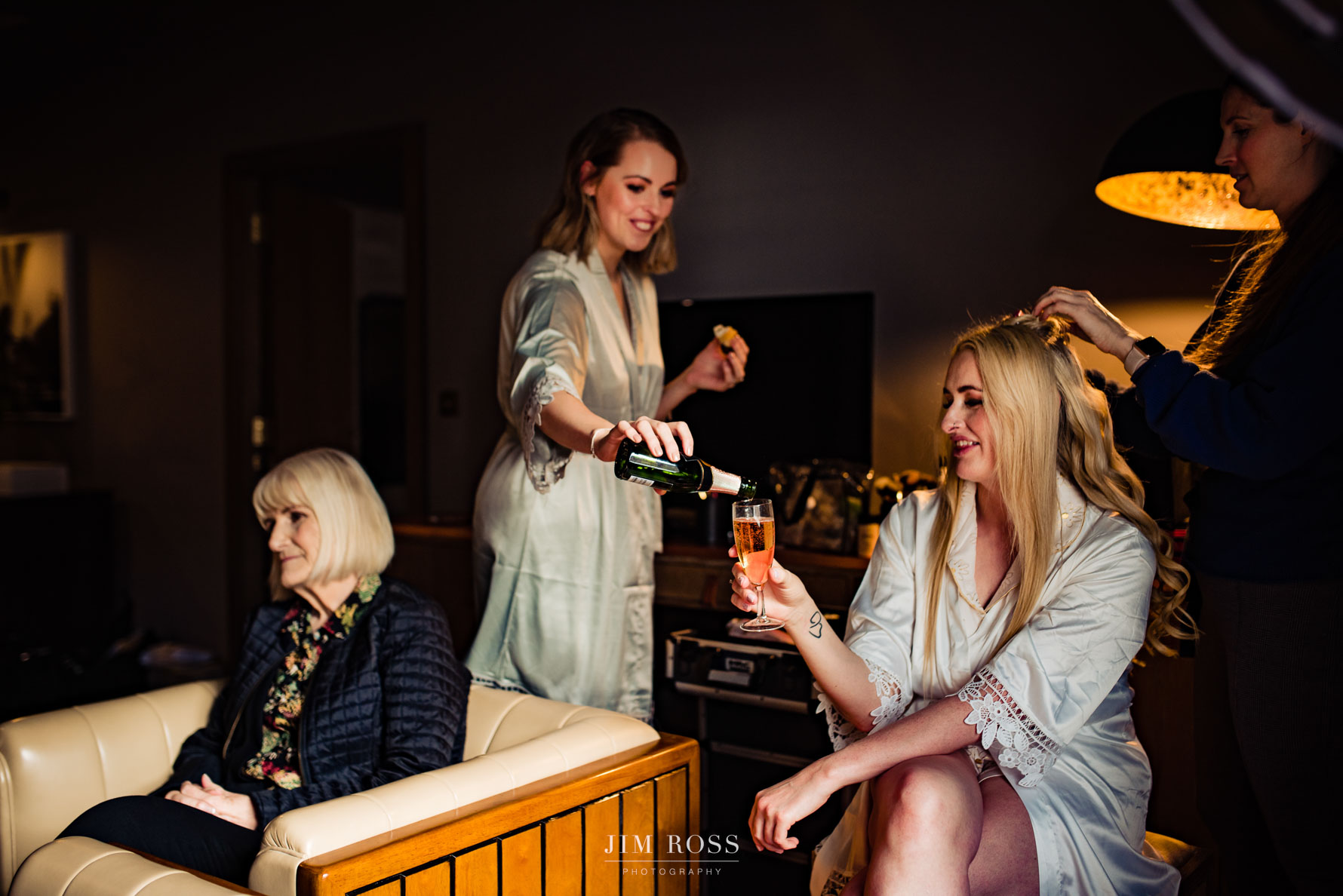 Topping up bride's champagne